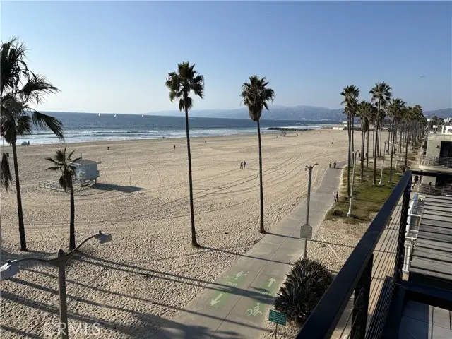 3011 Ocean Front Walk, Venice, CA 90291 - Image #3