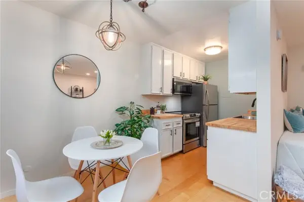 1735 N Fuller Avenue #425, Los Angeles, CA 90046