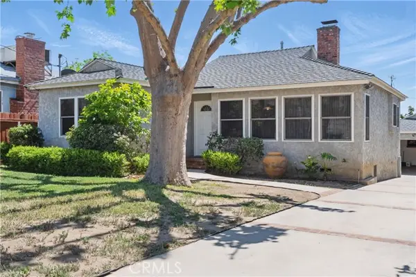 13384 Foothill Boulevard, Sylmar (los Angeles), CA 91342