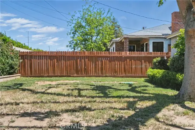 13384 Foothill Boulevard, San Fernando Valley, CA 91342 - Image #3