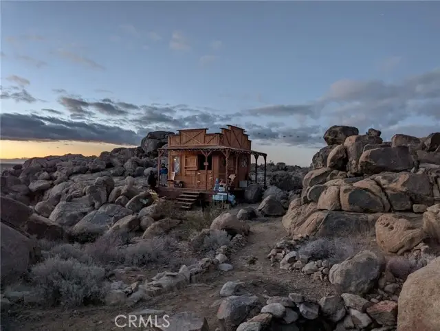 25220 Cottonwood Road, Adelanto, CA 92301 - Image #2