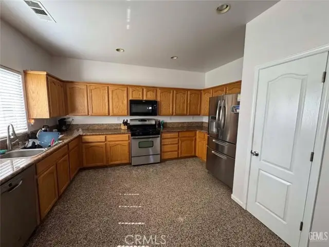 18451 Branding Iron Court, Tehachapi, CA 93561 - Image #3