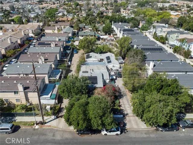 9237 Cedros Avenue, San Fernando Valley, CA 91402 - Image #2