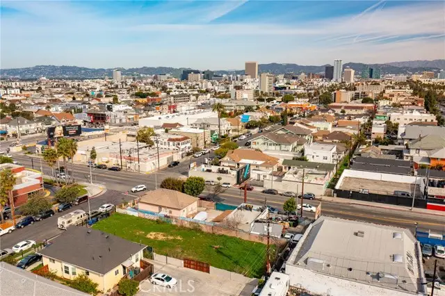 1606 Menlo Avenue, Los Angeles, CA 90006 - Image #2