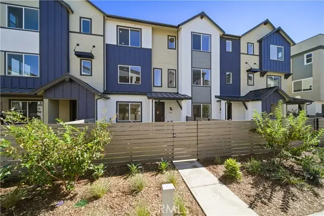 27319 Bear Creek Lane, Valencia, CA 91381 - Image #1