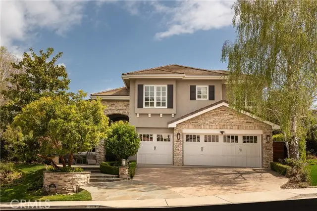 184 Halsbury Court, Lake Sherwood, CA 91361 - Image #1