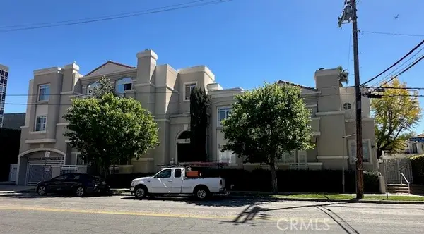 4630 Woodley Avenue #205, Encino (los Angeles), CA 91436