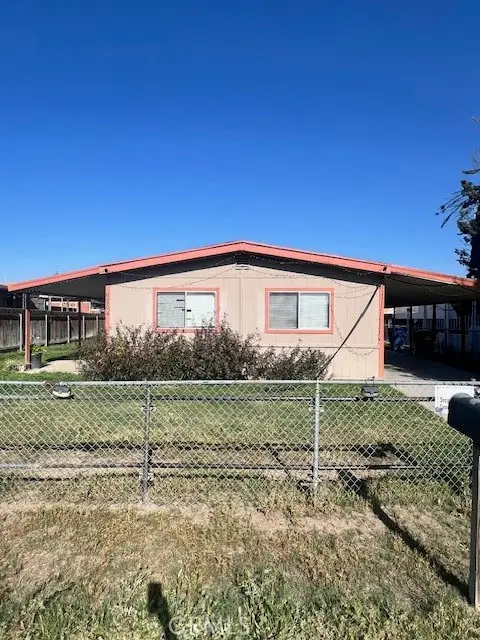 6204 Dennen Street, Bakersfield, CA 93313 - Image #1