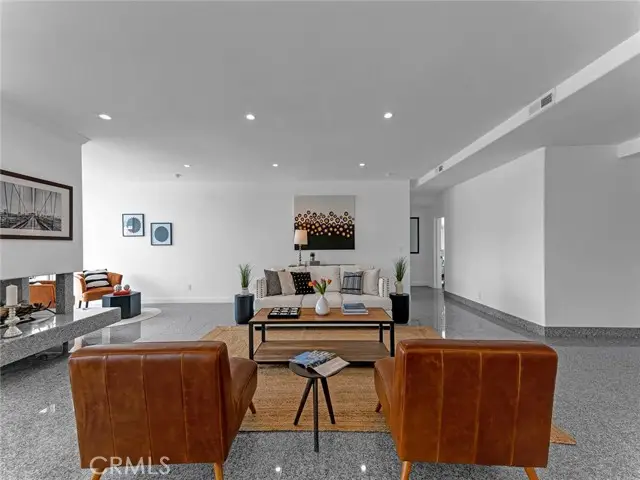 1333 S Beverly Glen Boulevard #402, Los Angeles, CA 90024 - Image #3