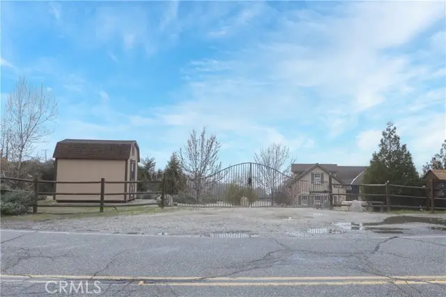 24281 Jacaranda Drive, Tehachapi, CA 93561 - Image #2