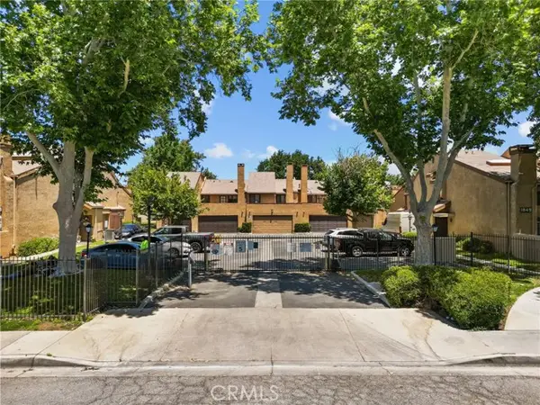 1836 E Avenue J2 #5, Lancaster, CA 93535