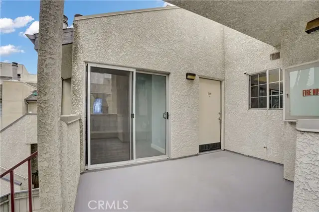 20155 Keswick Street #209, Winnetka, CA 91306 - Image #2