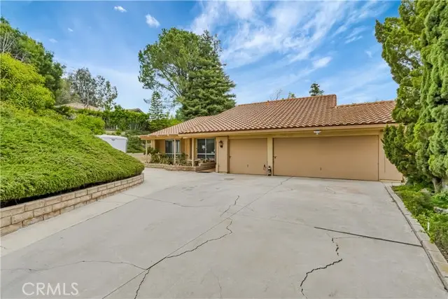 19628 Pine Valley Avenue, Porter Ranch, CA 91326 - Image #3