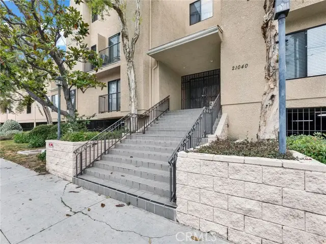 21040 Parthenia Street #20, Canoga Park, CA 91304 - Image #1
