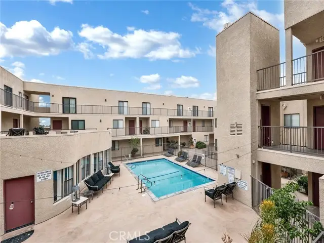 21040 Parthenia Street #20, Canoga Park, CA 91304 - Image #2