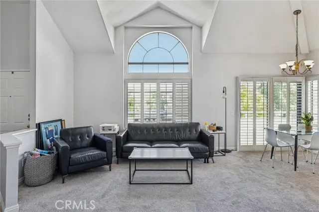 18107 Erik Court #462, Santa Clarita, CA 91387 - Image #2