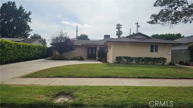 10407 Danube Avenue, San Fernando Valley, CA 91344 - Image #3