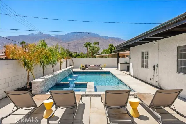 589 S Mountain View Drive, Palm Springs, CA 92264 - Image #2