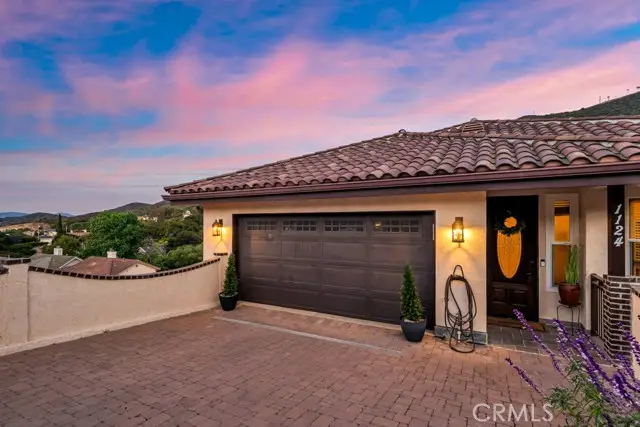 1124 Kathleen Drive, Newbury Park, CA 91320 - Image #2