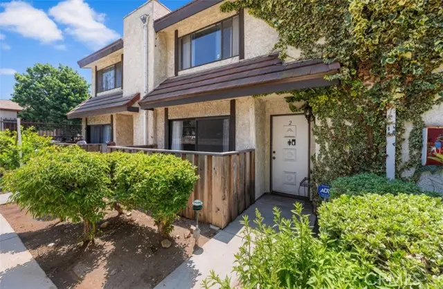 9525 Sylmar Avenue #2, San Fernando Valley, CA 91402 - Image #1