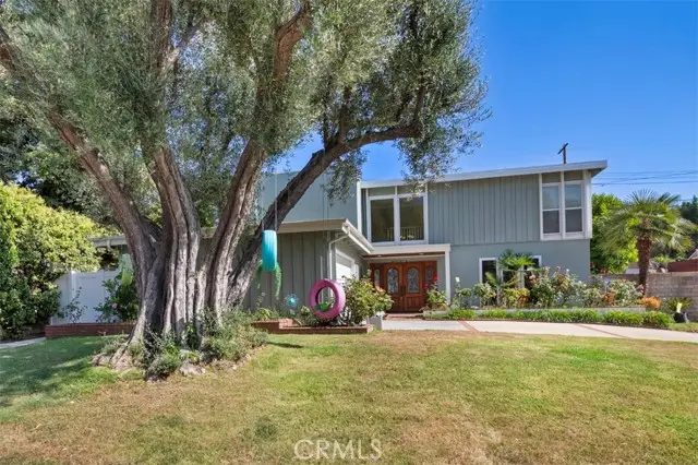 22666 Margarita Drive, Woodland Hills, CA 91364 - Image #2