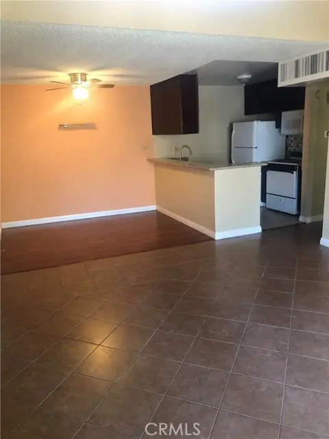 8601 International Avenue #236, Canoga Park, CA 91304 - Image #2