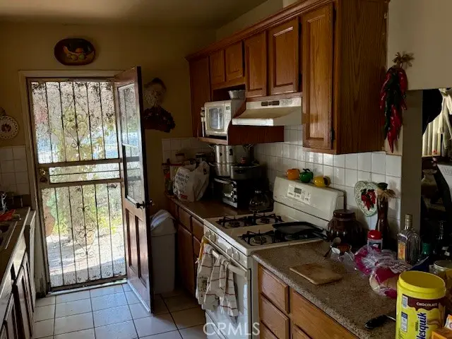 14761 Astoria Street, Sylmar, CA 91342 - Image #3