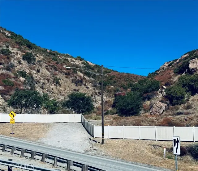 5 Kanan Road, Agoura Hills, CA 91301 - Image #3