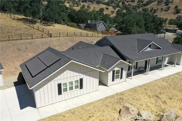 25904 Bear Valley Road, Tehachapi, CA 93561 - Image #1