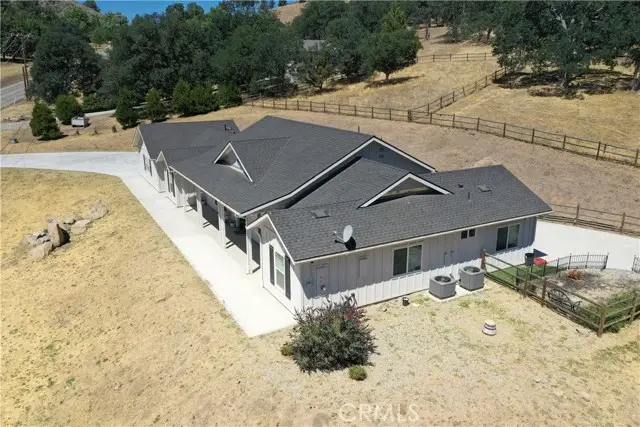 25904 Bear Valley Road, Tehachapi, CA 93561 - Image #2
