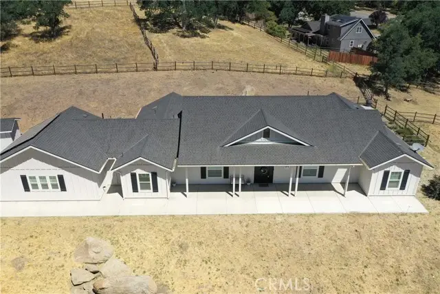 25904 Bear Valley Road, Tehachapi, CA 93561 - Image #3