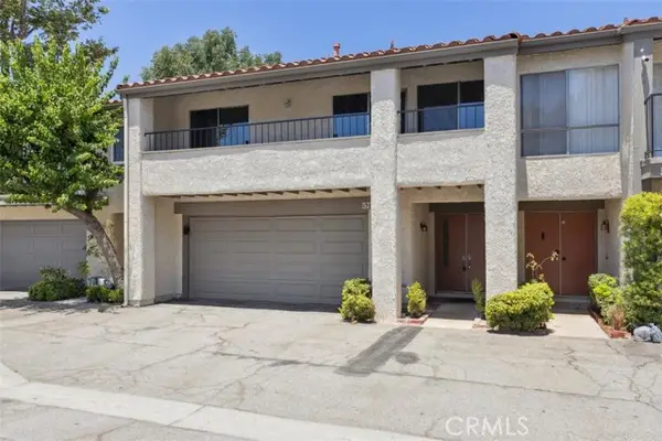 19519 Rinaldi Street #57, Porter Ranch (los Angeles), CA 91326