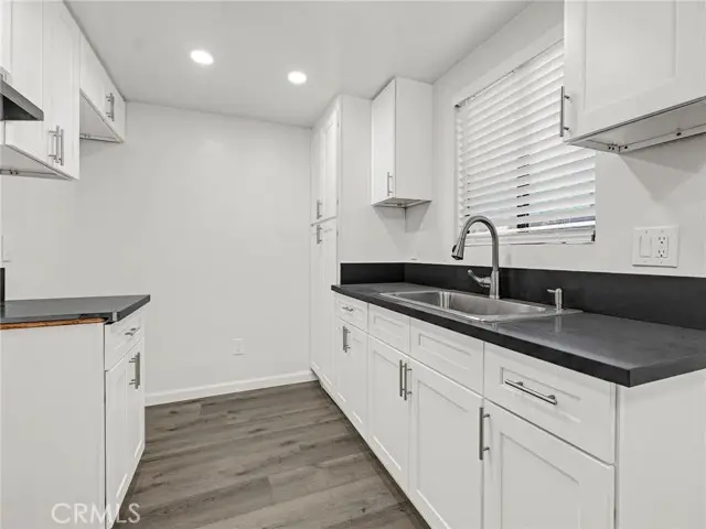 9834 Sepulveda Boulevard #109, San Fernando Valley, CA 91343 - Image #2