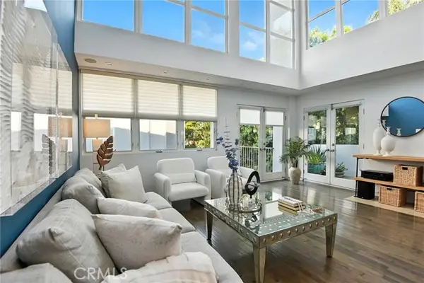 2203 3rd Street #1, Santa Monica, CA 90405