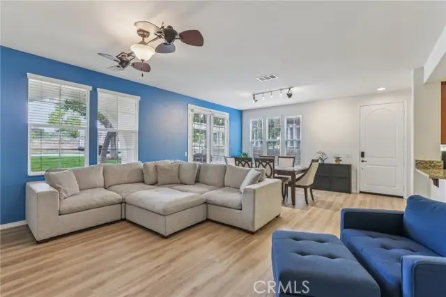 28519 Pietro Drive, Valencia, CA 91354 - Image #2