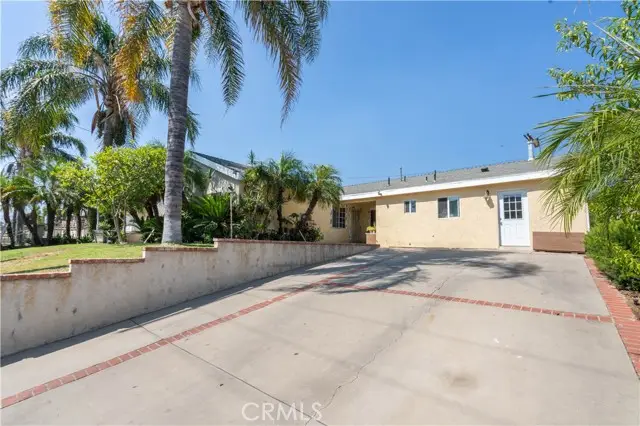 11044 Borden Avenue, Pacoima, CA 91331 - Image #3