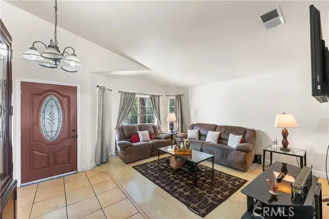 4331 Avoca Avenue, Palmdale, CA 93552 - Image #3