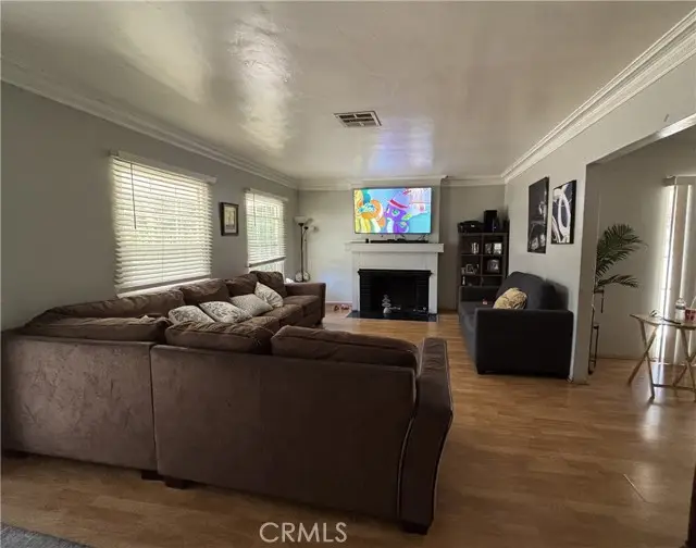 5620 Cartwright Avenue, North Hollywood, CA 91601 - Image #3