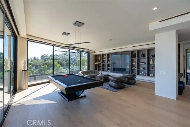 1947 Glencoe Way, Los Angeles, CA 90068 - Image #3