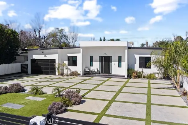 23143 Leonora Drive, Woodland Hills, CA 91367 - Image #3