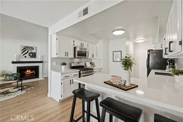 25273 Avenida Dorena, Santa Clarita, CA 91321 - Image #2