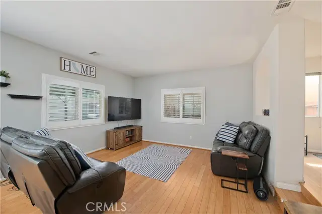 13748 Amanda Lane, Sylmar, CA 91342 - Image #3