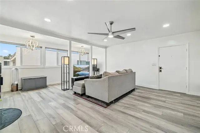 1349 Edgewood Way #49, Oxnard, CA 93030 - Image #2