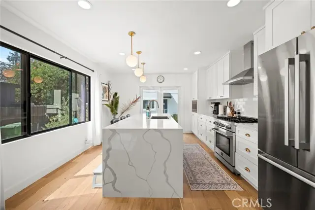 3345 Oakhurst Avenue, Los Angeles, CA 90034 - Image #2