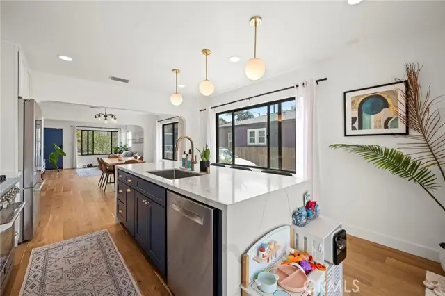 3345 Oakhurst Avenue, Los Angeles, CA 90034 - Image #3