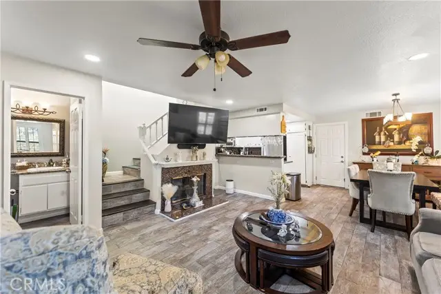 22617 Copper Hill Drive #121, Santa Clarita, CA 91350 - Image #2