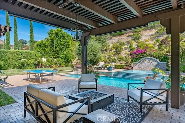 25210 Prado De Rosado, Calabasas, CA 91302 - Image #2