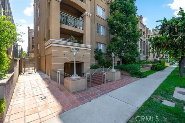 4259 Fulton Avenue #103, Sherman Oaks, CA 91423 - Image #2