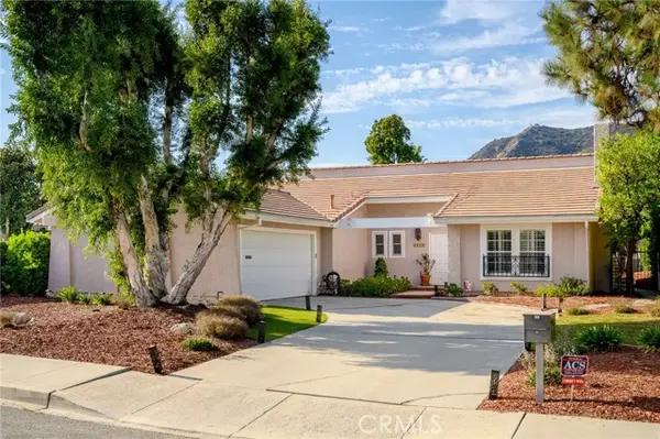 3015 Arrowhead Drive, Los Angeles, CA 90068