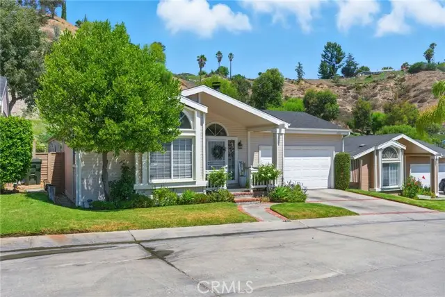 20161 Canyon View Drive, Santa Clarita, CA 91351 - Image #2